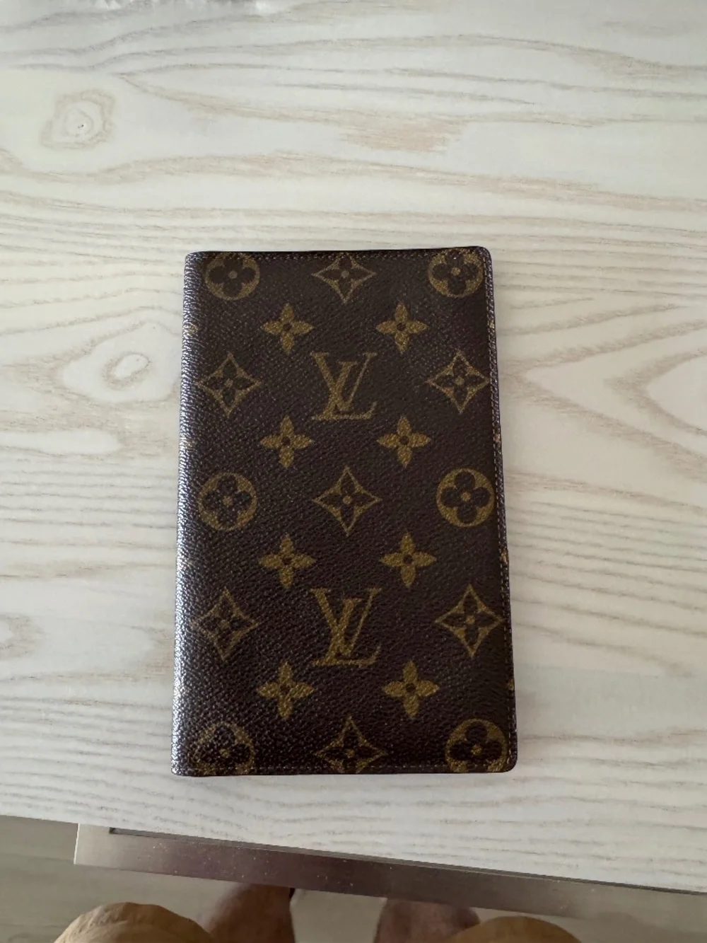 Classic Monogram Louis Vuitton Men's Billfold Wallet
